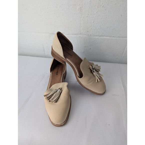 Jeffrey Campbell Shoes - Jeffrey Campbell - D'orsay "Open Case" Designer Cream Tassel Leather Loafers Sz